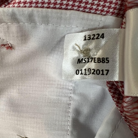 Peter Millar Shorts Mens 35 Red Micro Check Crown Sport Golf Chino Performance - Picture 10 of 13